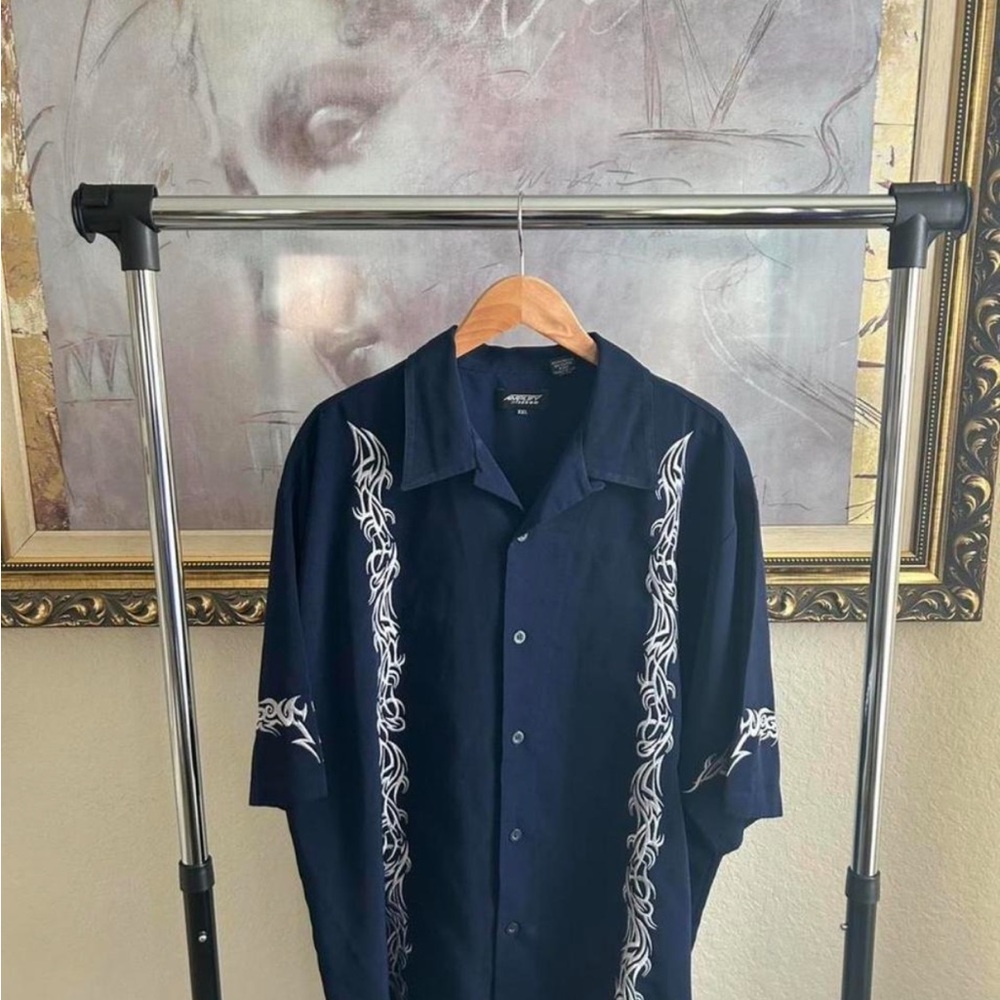 Vintage Amplify Navy Shirt with White Details
